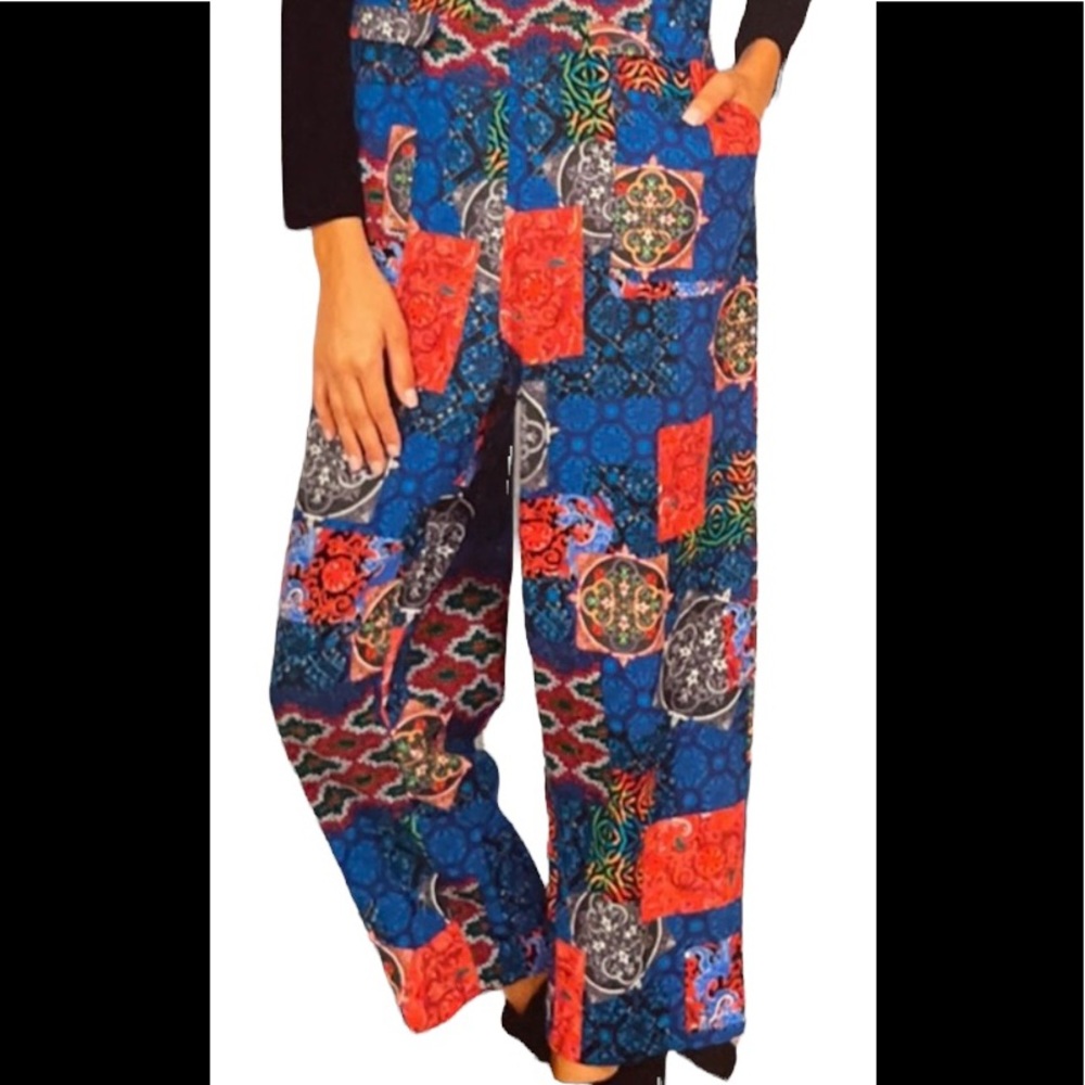 S/M. NWT. OVERALLS by Sacred Threads CL/GR02. - Picture 3 of 11